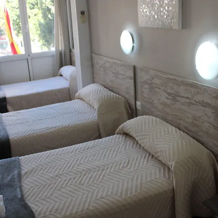 Virgen Del Rocio Ii 2* Торремолинос