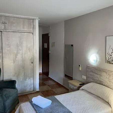 Virgen Del Rocio Ii Торремолинос