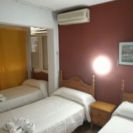 Pensionat Virgen Del Rocio Ii Torremolinos