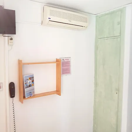 Virgen Del Rocio Ii Pensionat 2*