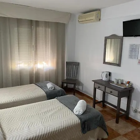 Virgen Del Rocio Ii Pensionat 2*