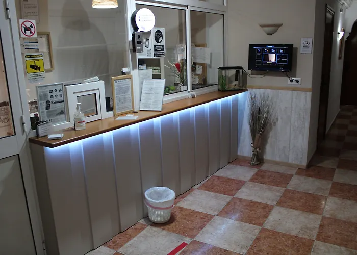 Virgen Del Rocio Ii Pensión Torremolinos