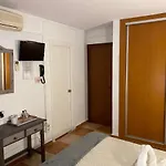 Guest house Virgen Del Rocio Ii Torremolinos