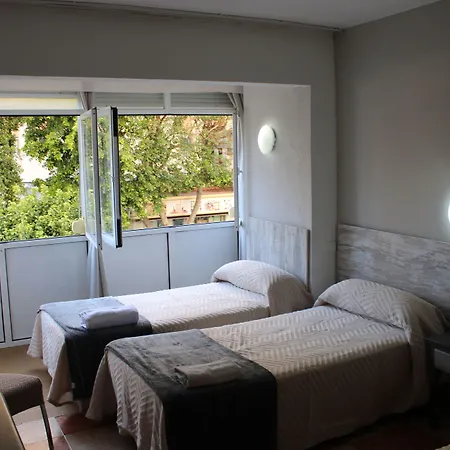 Guest house Virgen Del Rocio Ii