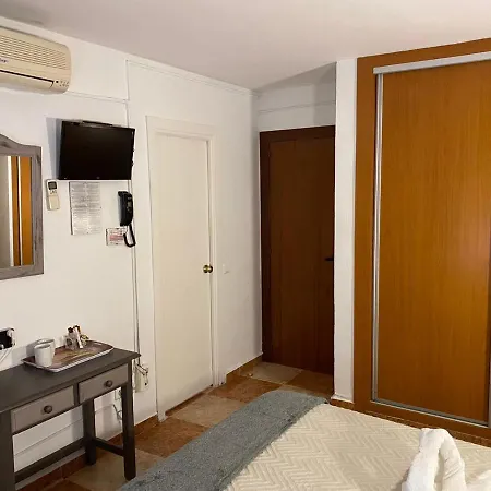 ゲストハウス Virgen Del Rocio Ii トレモリノス