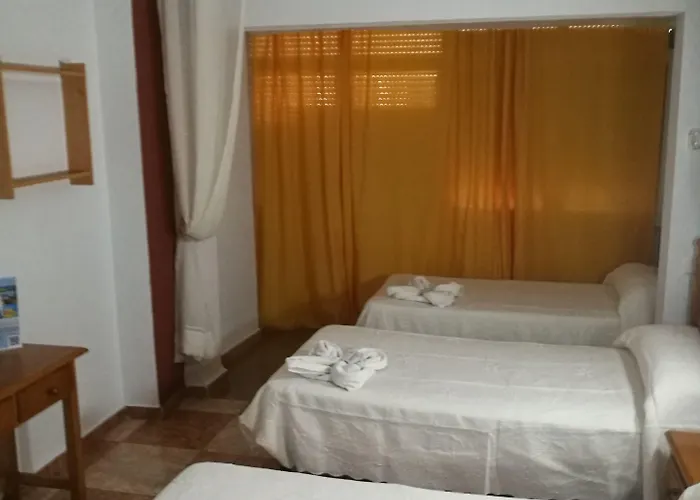 Virgen Del Rocio Ii Guest house 2*