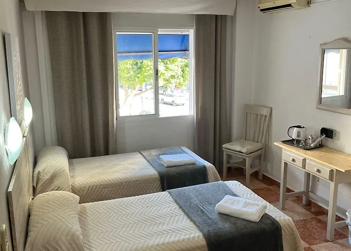 Virgen Del Rocio Ii Guest house 2*