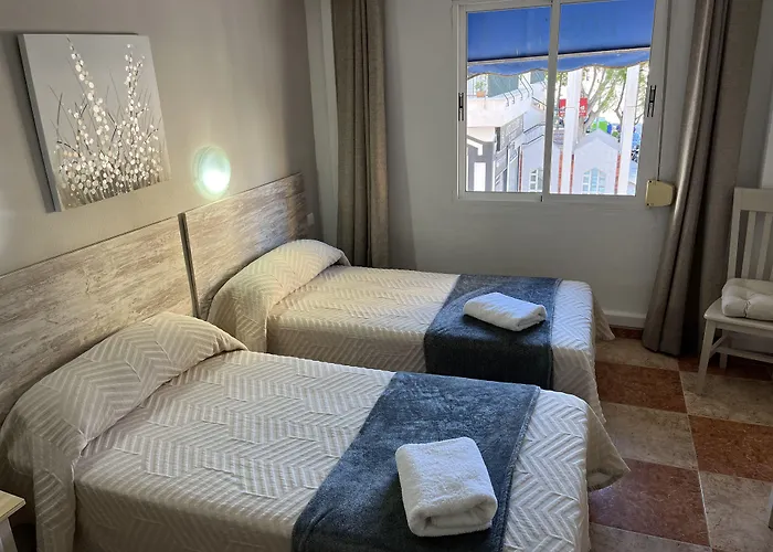 Virgen Del Rocio Ii Guest house 2*